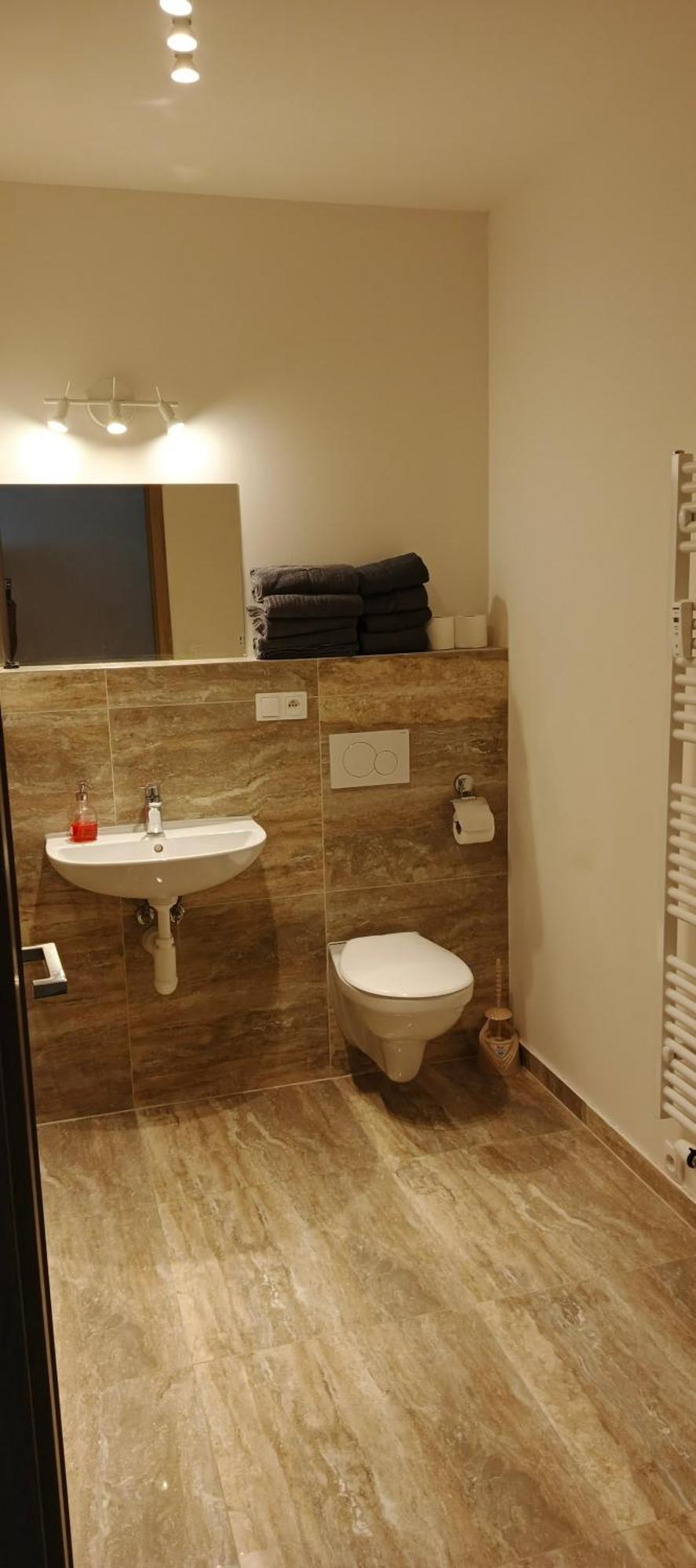 Brand New Two #23 With Free Parking In The Center * Praga